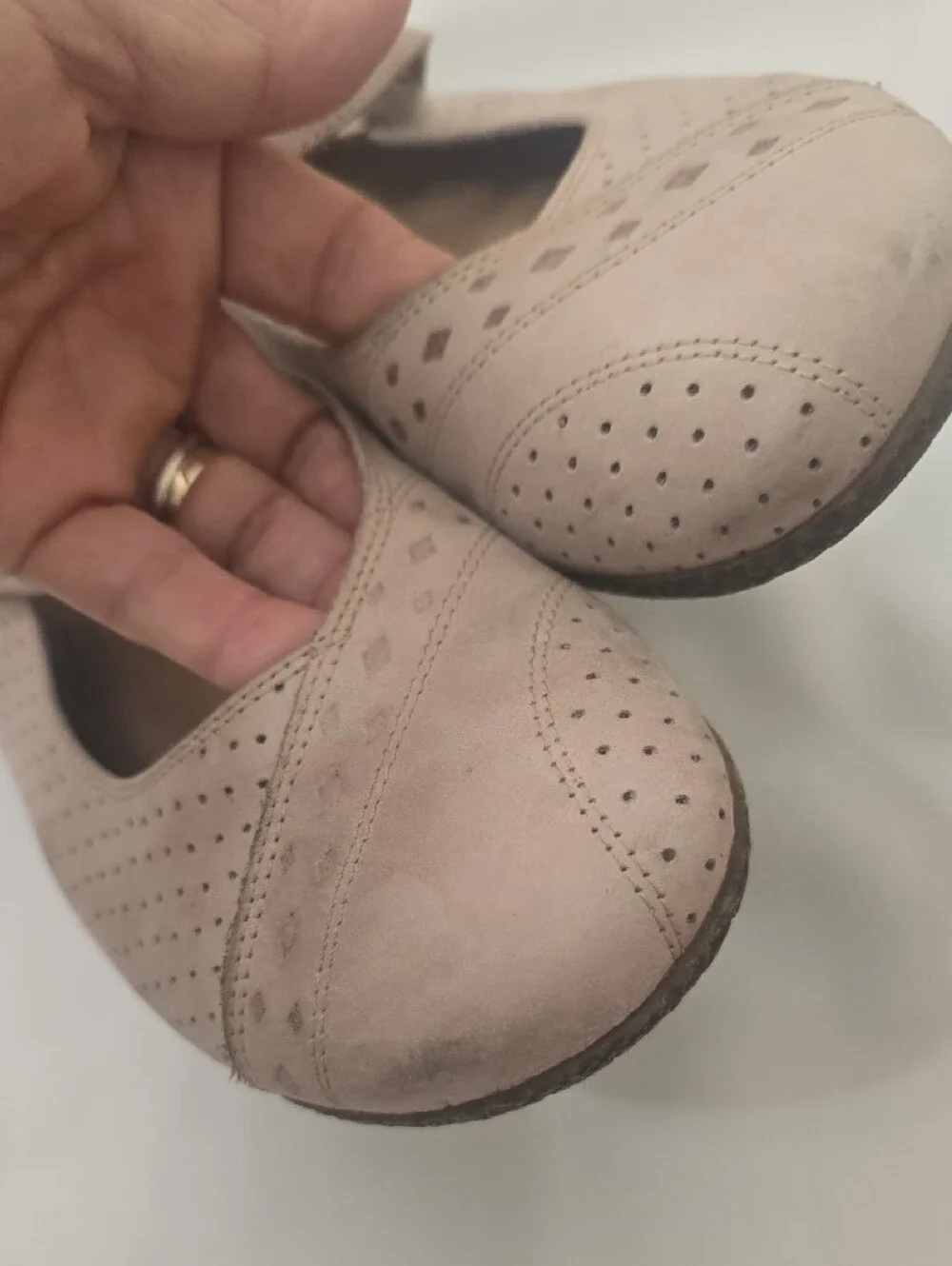 Taos Footwear Taupe Suede Mary Jane‎ Flats
